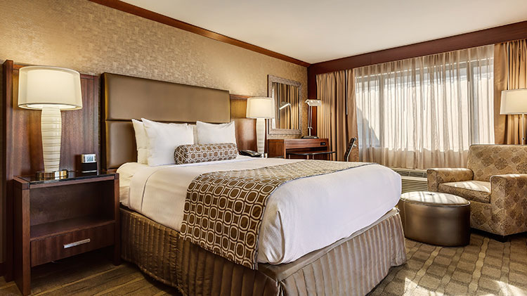Executive Level King Guestrooms at Crowne Plaza - Foster City Hotel, California