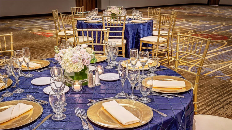 Crowne Plaza - Foster City Hotel, California The Sunflower Plated Wedding Package